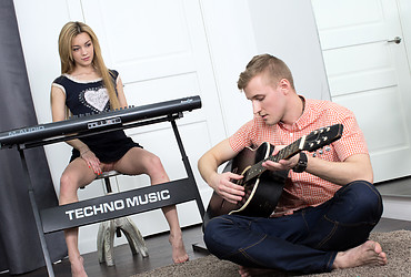 Music teens jamming and fucking - Photo #3