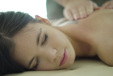 Massage with something extra - Photo #7