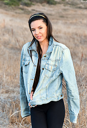 Milana : Fashion Flashin' - Photo #21