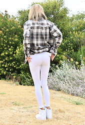 Jane : Flannel Flashing - Photo #24