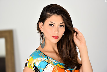 Lola : Legs and Heels - Photo #2