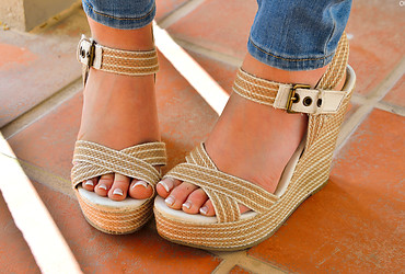 Olivia : A Special Beauty - Photo #31