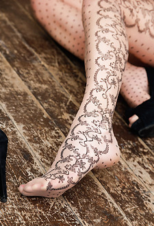 UK Tickling - Zoe Part 2