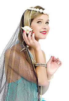 Pretty blonde mermaid takes you to a sexy fantasy land.