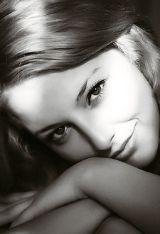 portRAits. vol.3 - Nikia