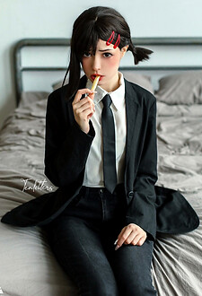 Kobeni Higashiyama Chainsaw Man Anime Ero Cosplay