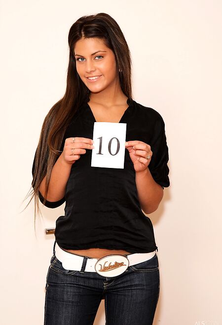 Model #10 - Defrancesca Gallardo